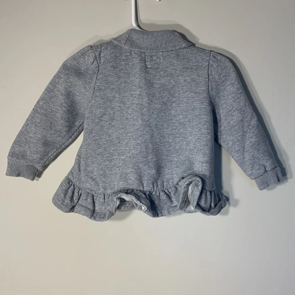 Baby Gap Gray Sweater w. Tiny Teddy Bear on Front Size 12-18 Month